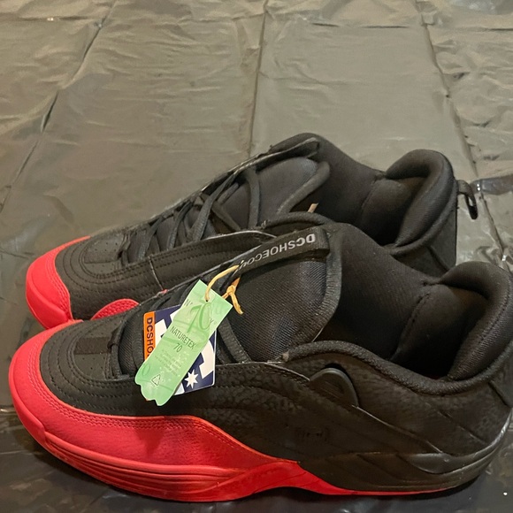 Brand new DC Williams OG red/black - Picture 4 of 5